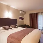 Hotel Logis Le Petit Casset La Boisse