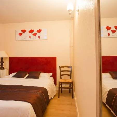 Hotel Logis Le Petit Casset La Boisse