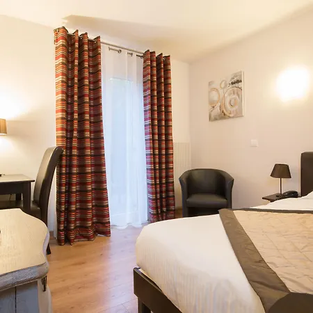 Logis Le Petit Casset 3*
