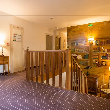 Hotel Logis Le Petit Casset La Boisse