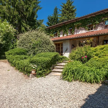 Logis Le Petit Casset La Boisse