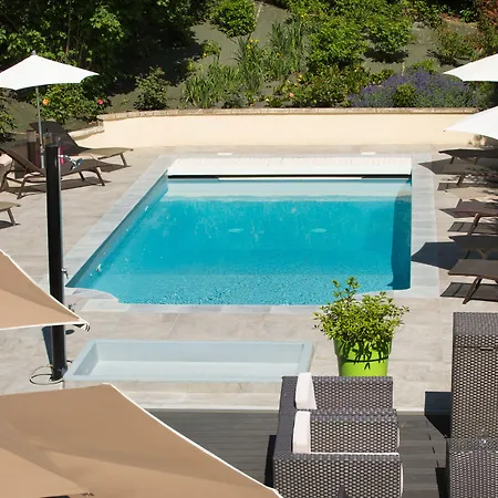 Hotel Logis Le Petit Casset La Boisse