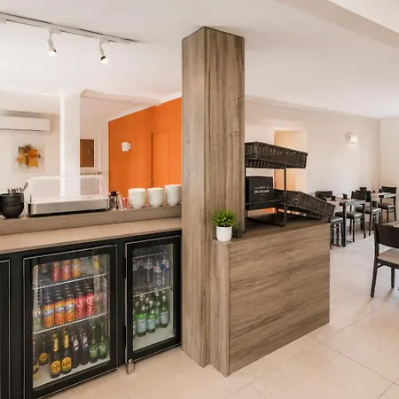 Hotel Logis Le Petit Casset