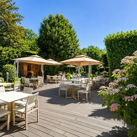 Logis Le Petit Casset 3* La Boisse