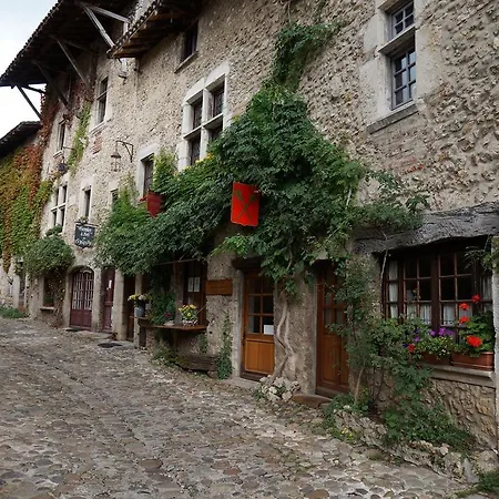 Hotel Logis Le Petit Casset