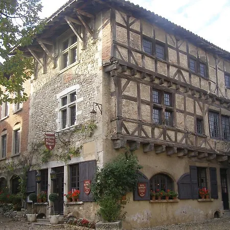 Logis Le Petit Casset