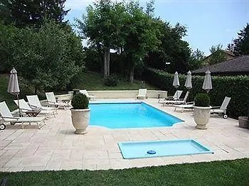 Logis Le Petit Casset La Boisse