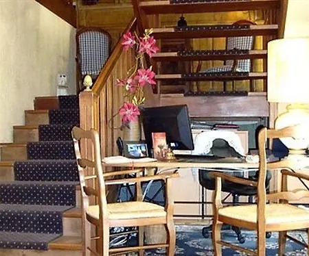 Logis Le Petit Casset La Boisse