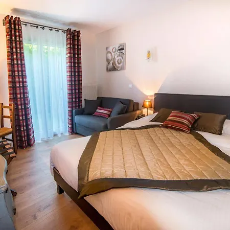 Logis Le Petit Casset 3*