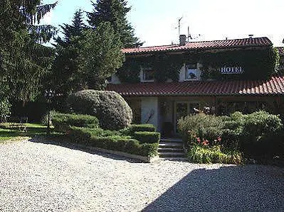 Hotel Logis Le Petit Casset La Boisse