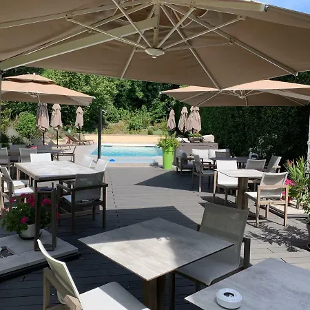 Logis Le Petit Casset 3* La Boisse