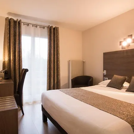Logis Le Petit Casset 3*
